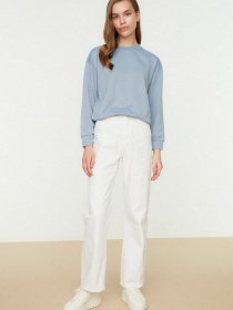 Прямые джинсы Trendyol Wide Leg модель TCTSS22JE0045/Beyaz Фото