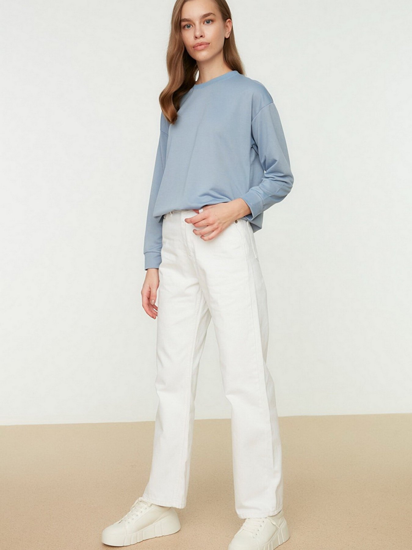 Прямі джинси Trendyol Wide Leg модель TCTSS22JE0045/Beyaz Фото