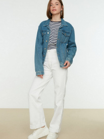 Прямые джинсы Trendyol Frayed Straight модель TCTSS22JE0044/Beyaz Фото