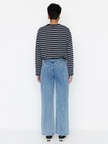 Широкі джинси Trendyol Frayed Straight модель TCTSS22JE0044/Mavi Фото