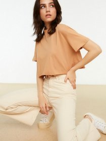 Футболка Trendyol модель TWOSS20TS0287/Camel Фото