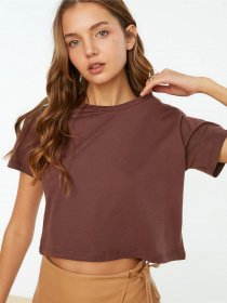 Футболка Trendyol модель TWOSS20TS0135/Kahverengi Футболка Trendyol модель TWOSS20TS0135/Kahverengi Фото