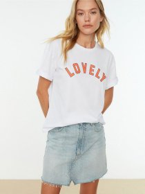 Футболки и поло Trendyol модель TWOSS22TS0957/Beyaz Фото