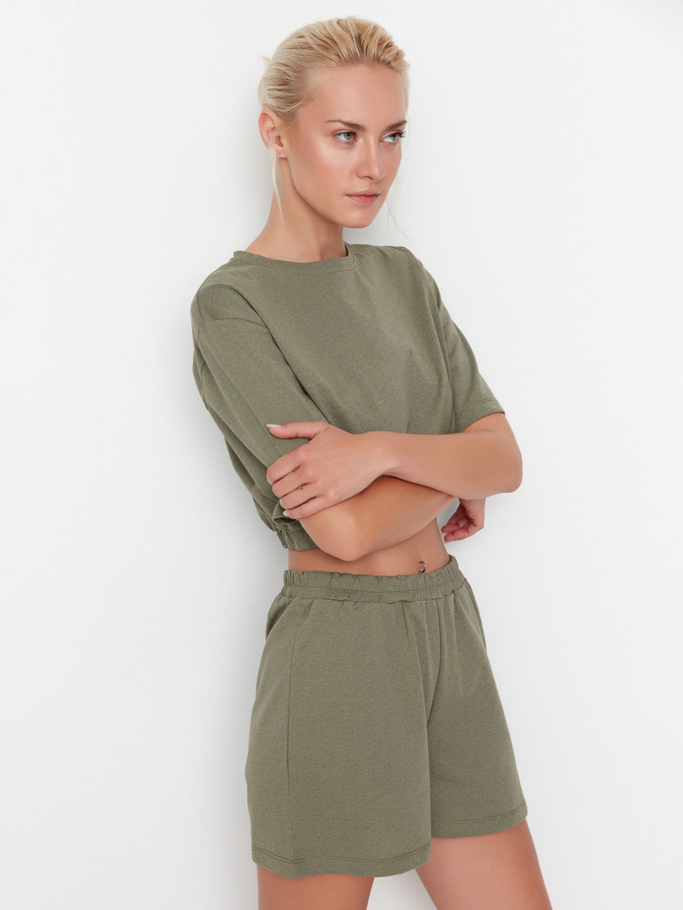 Повсякденний костюм Trendyol модель THMSS22AU0181/Yesil Фото