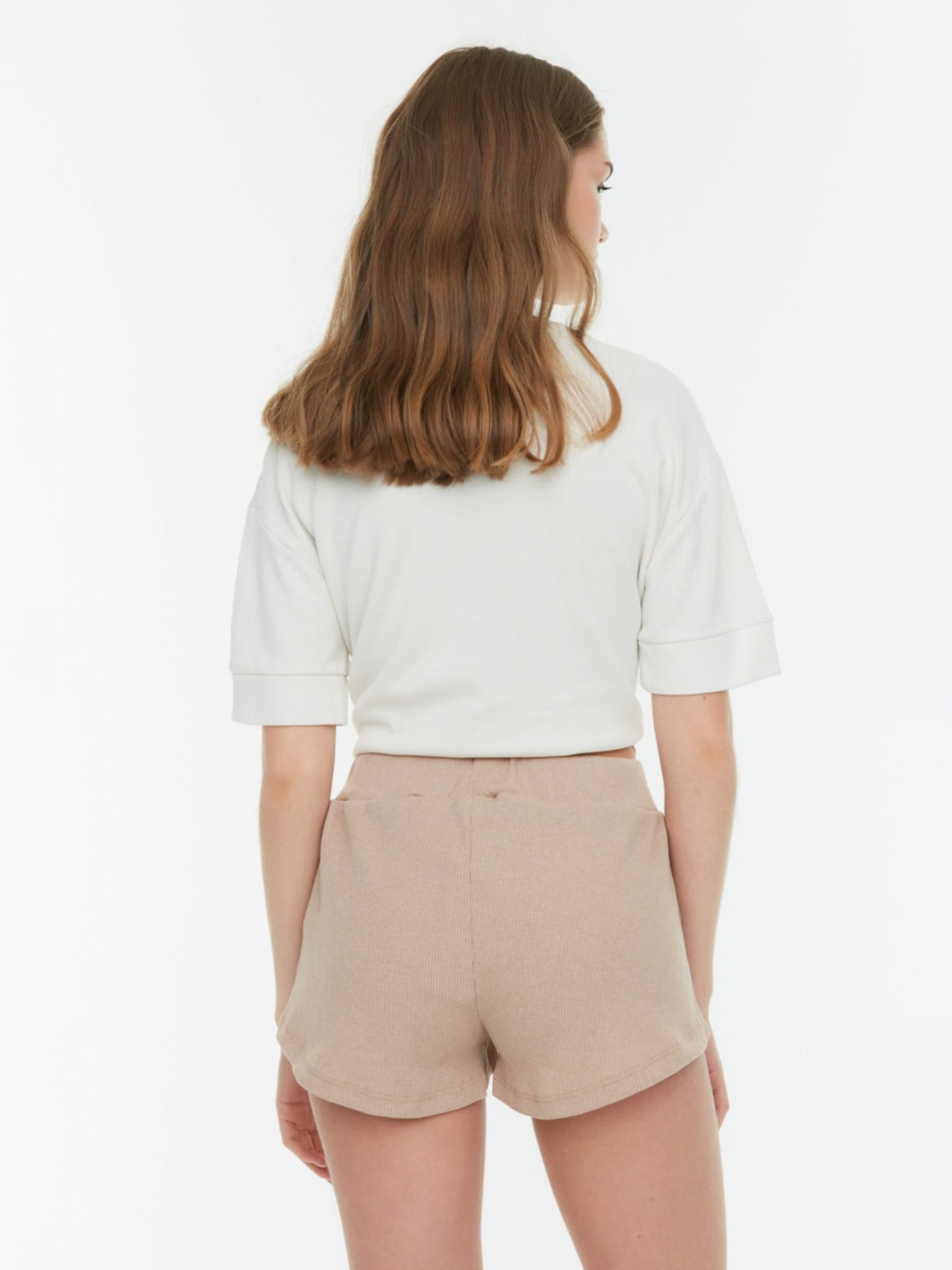 Шорты Trendyol модель THMSS22SR0380/Bej Фото