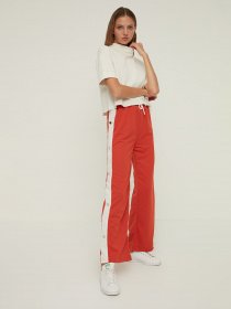 Штани спортивні Trendyol модель TWOAW22EA0547/Kiremit Фото