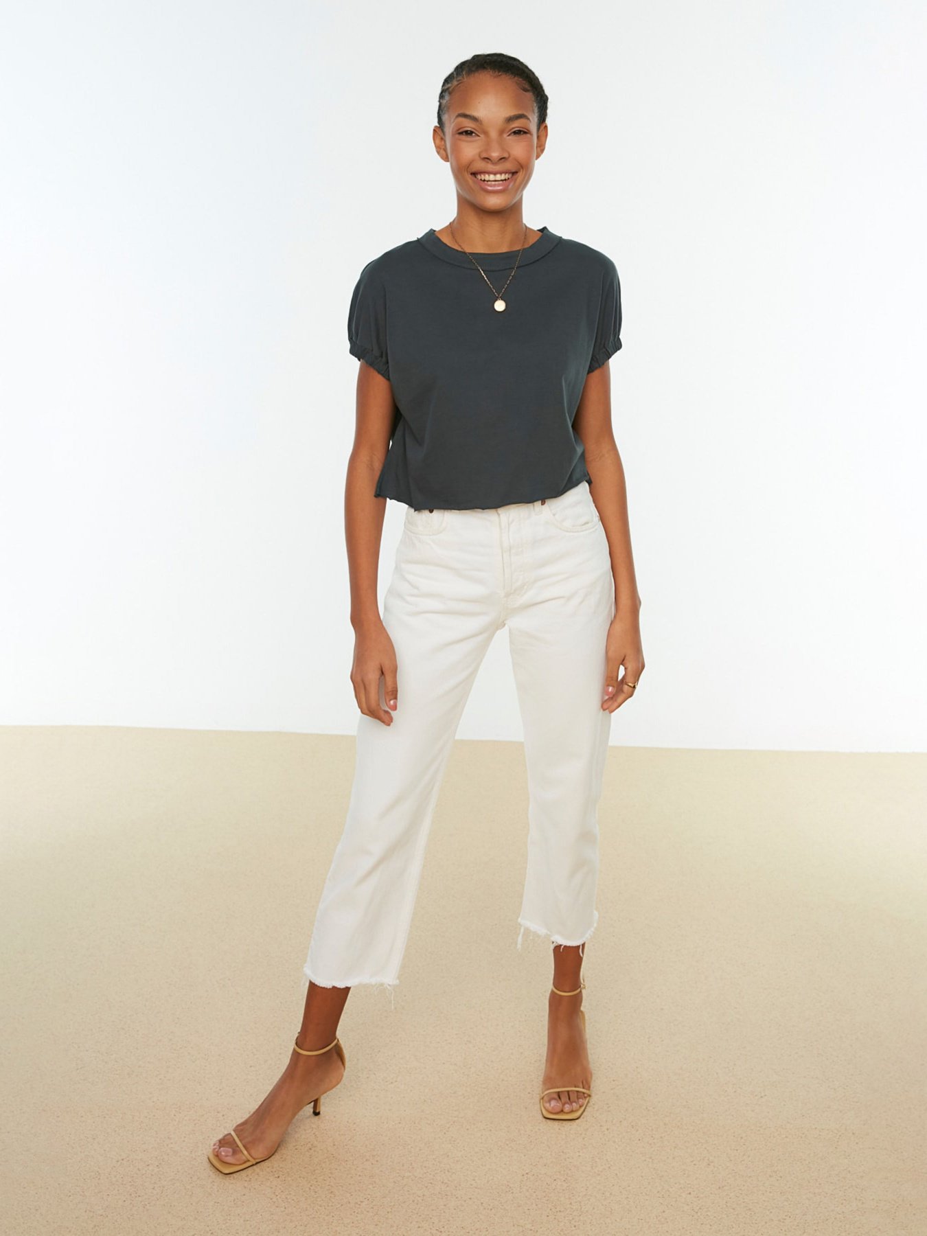 Футболка Trendyol модель TWOSS20TS1257/Antrasit Фото