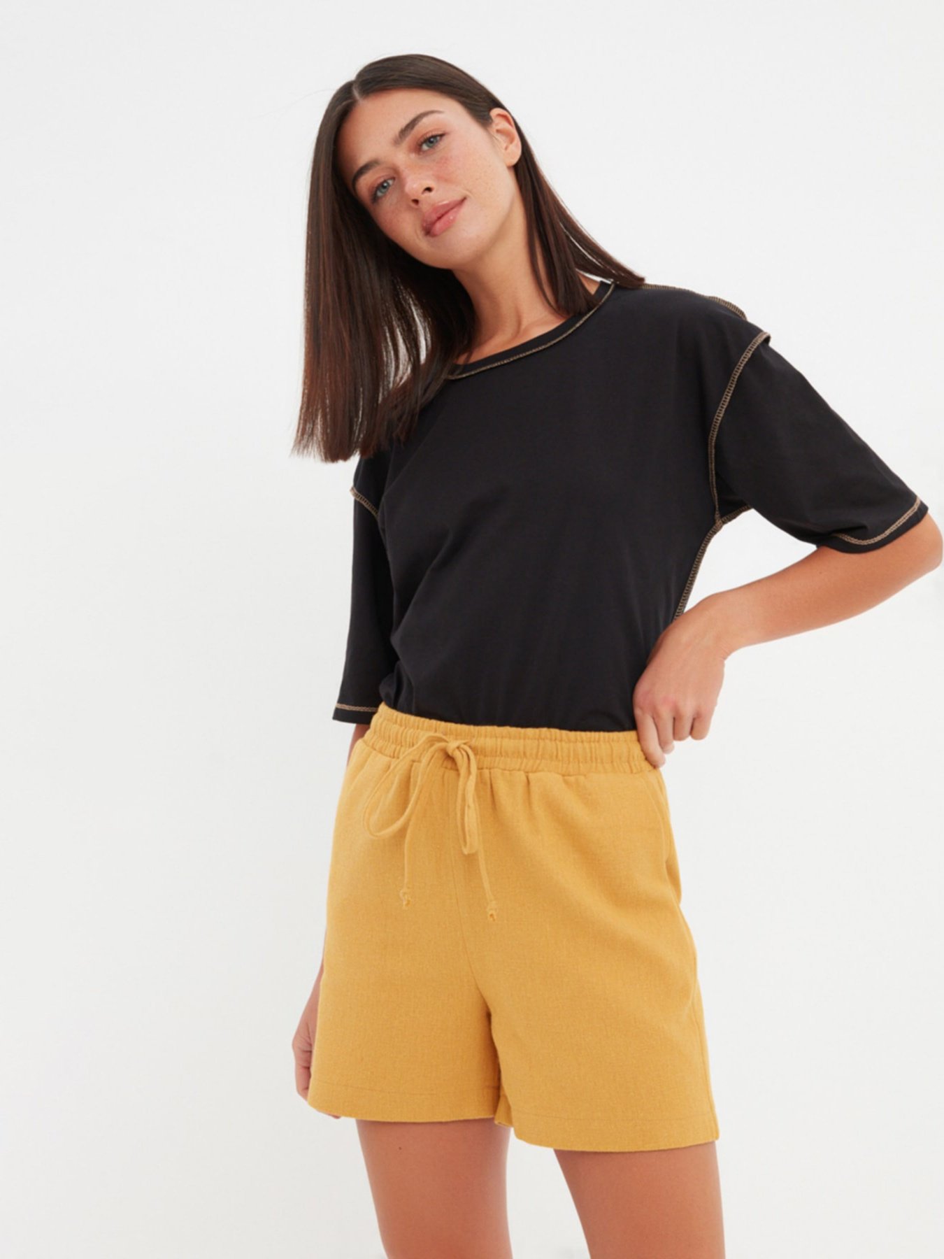 Шорты Trendyol модель TWOSS21SR0191/Hardal Фото