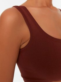 Спортивний топ Trendyol модель TWOSS21SS0008/Kahverengi Спортивний топ Trendyol модель TWOSS21SS0008/Kahverengi Фото