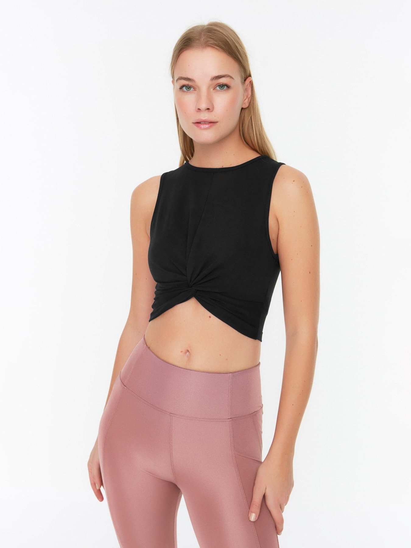 Топ Trendyol модель TWOSS22BZ00059/Siyah Фото