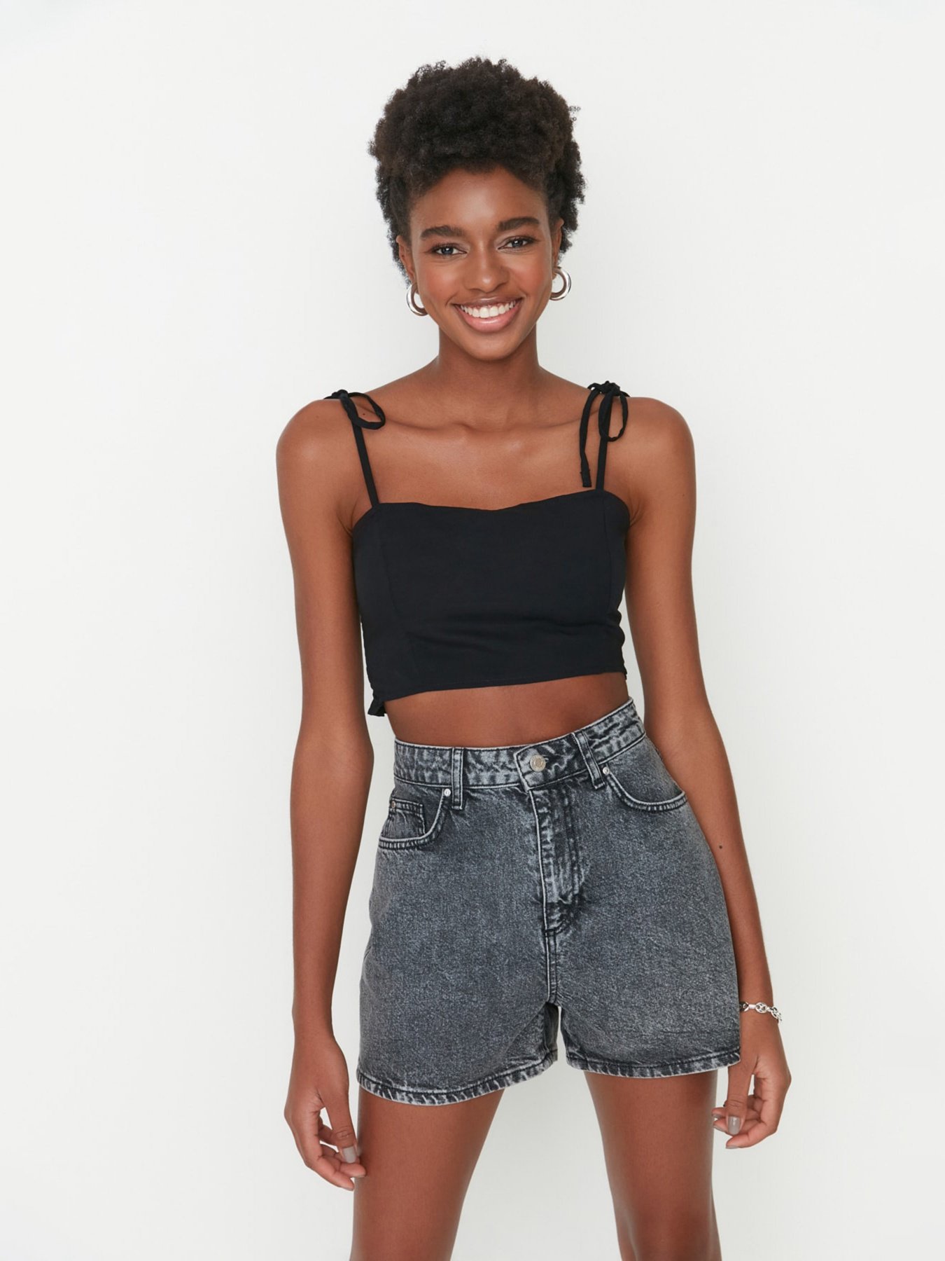 Топ Trendyol модель TWOSS22BZ0158/Siyah Фото