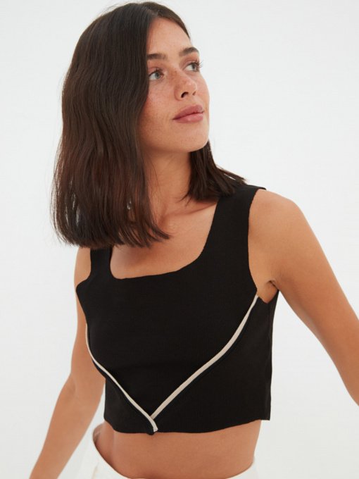 Топ Trendyol модель TWOSS22BZ0558/Siyah Фото