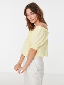 Блуза Trendyol модель TWOSS22BZ1020/Sari Фото