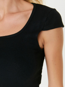 Топ Trendyol модель TWOSS22BZ1199/Siyah Фото