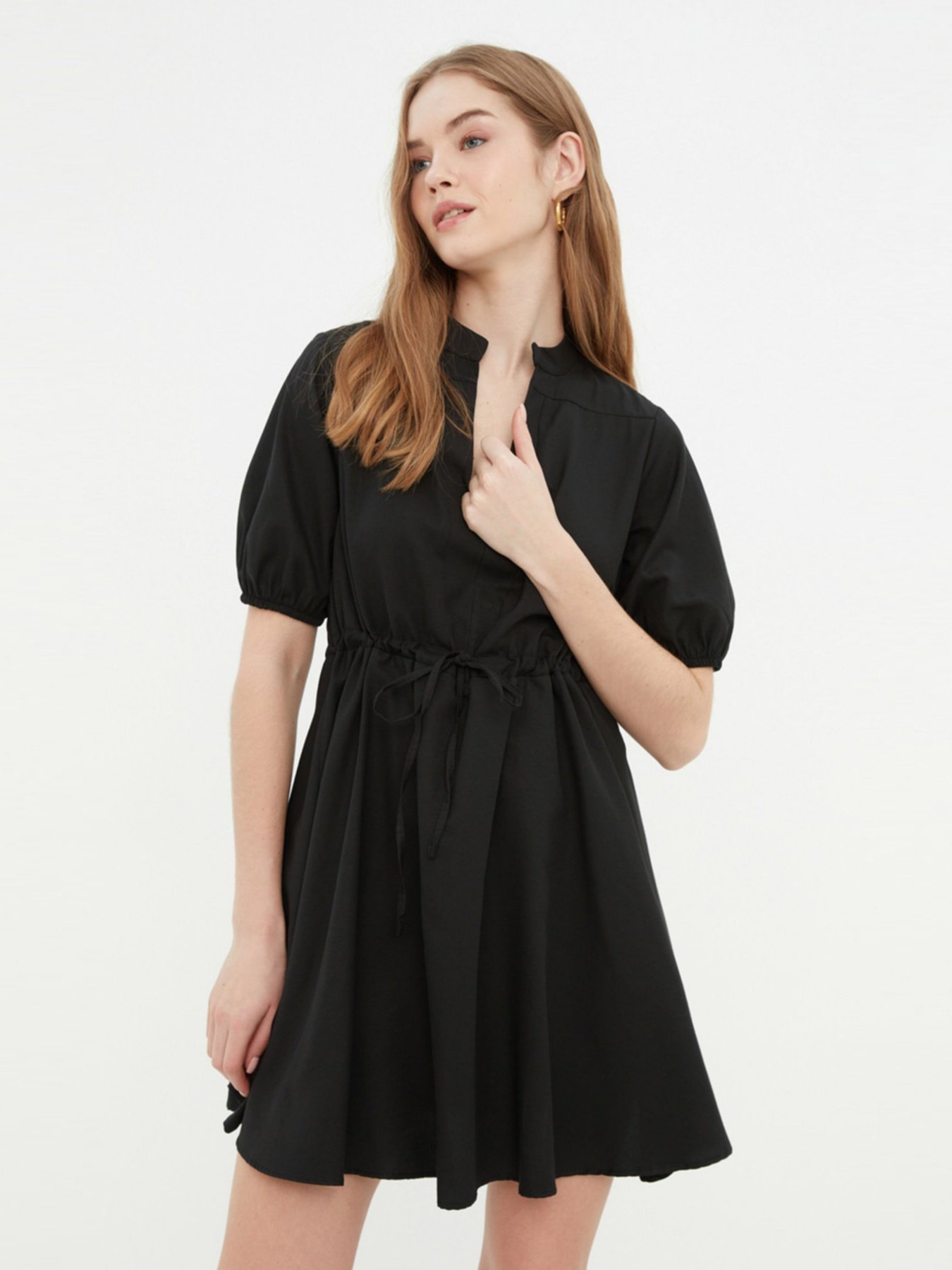 Платья Trendyol модель TWOSS22EL0774/Siyah Фото