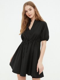 Платья Trendyol модель TWOSS22EL0774/Siyah Фото