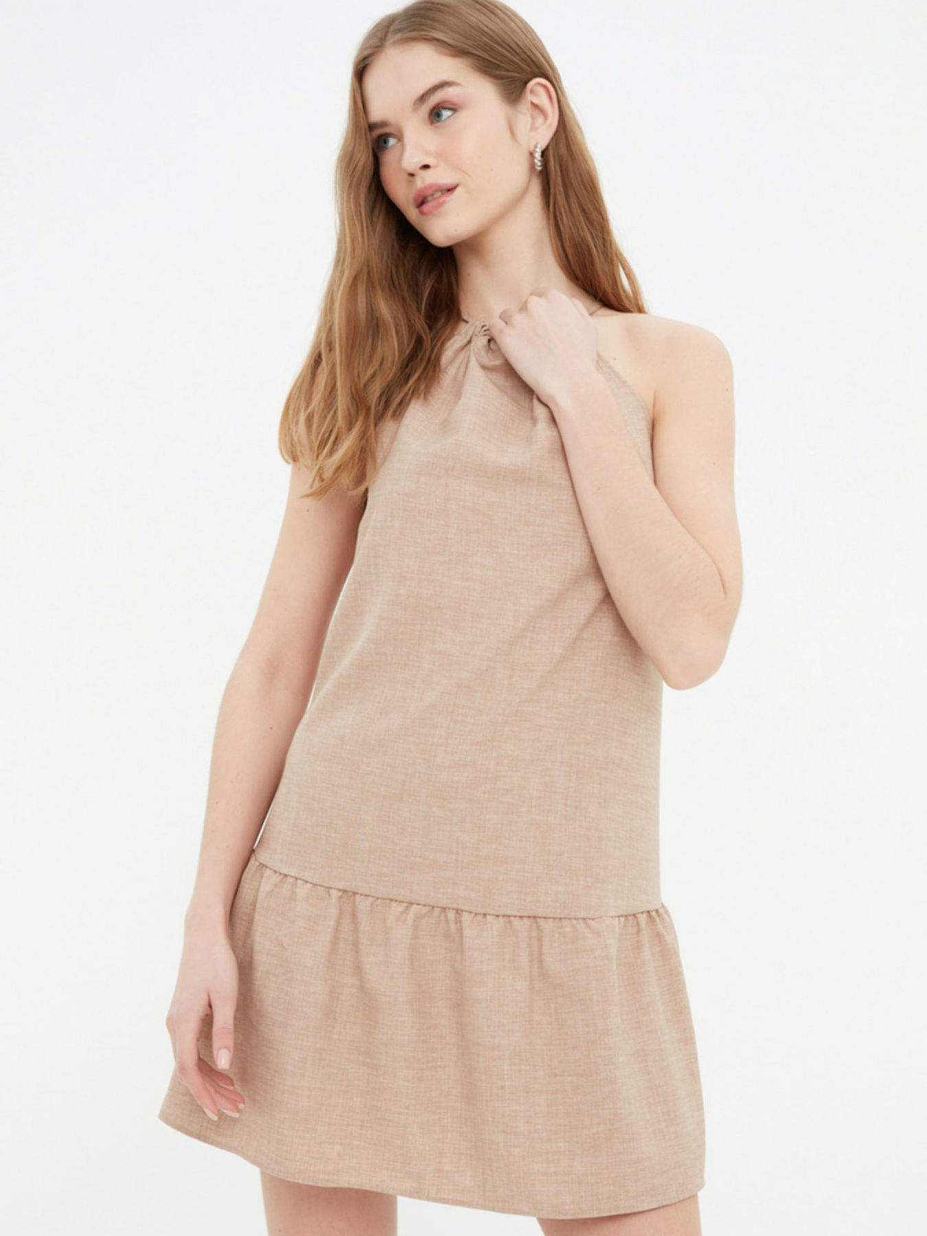 Платье мини Trendyol модель TWOSS22EL2446/Tas Фото