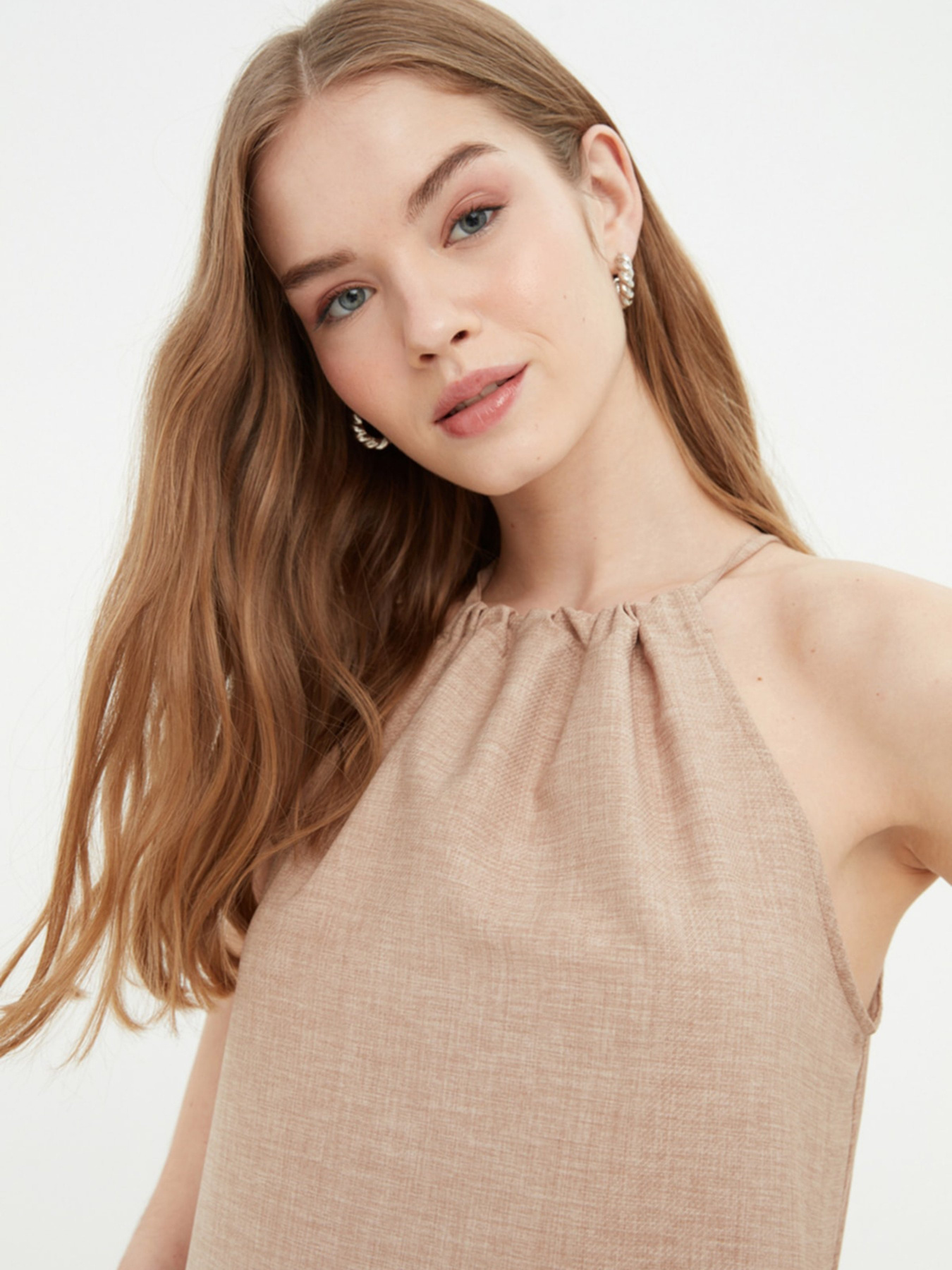 Сукня міні Trendyol модель TWOSS22EL2446/Tas Сукня міні Trendyol модель TWOSS22EL2446/Tas Фото