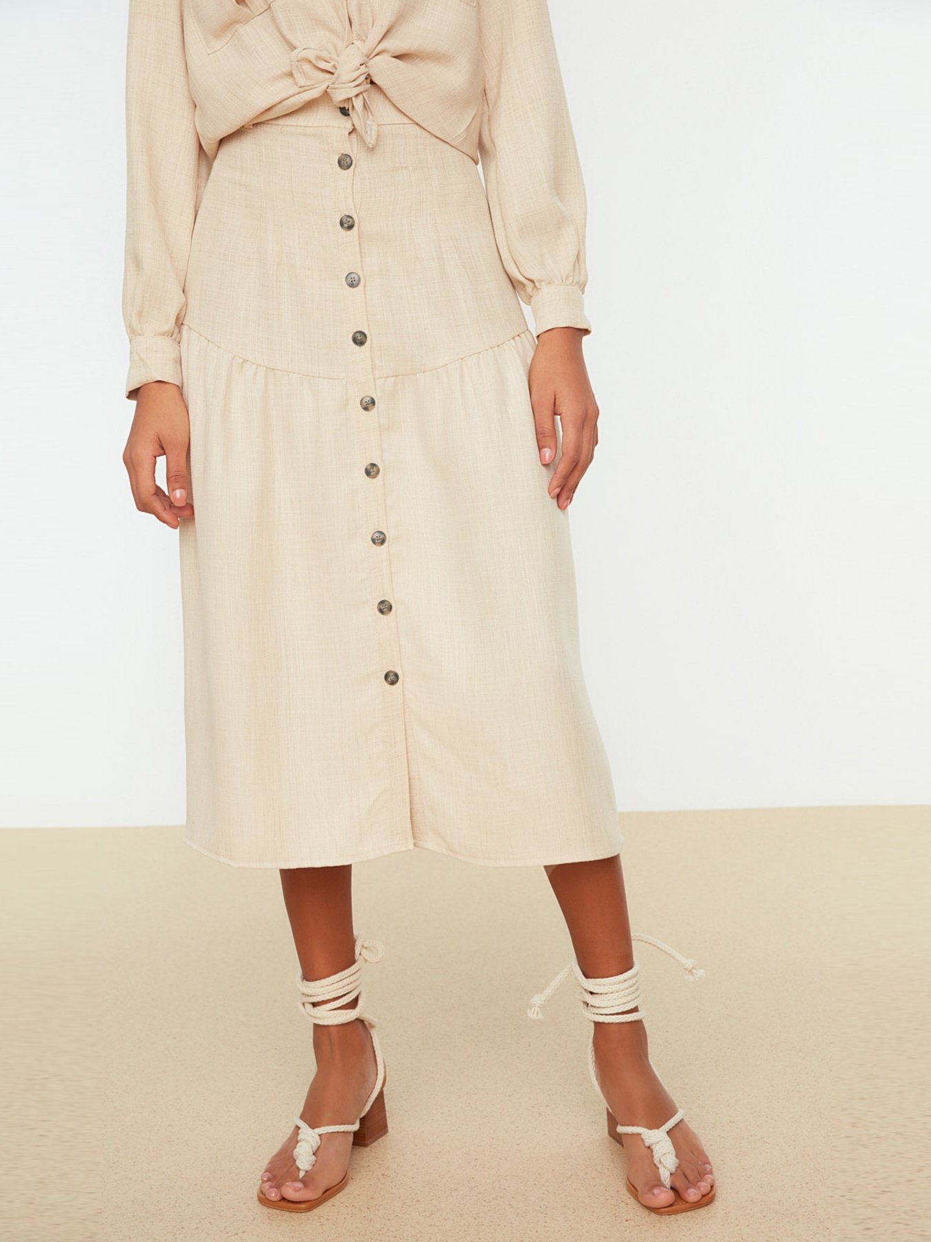 Спідниця міді Trendyol модель TWOSS22ET0106/Tas Фото