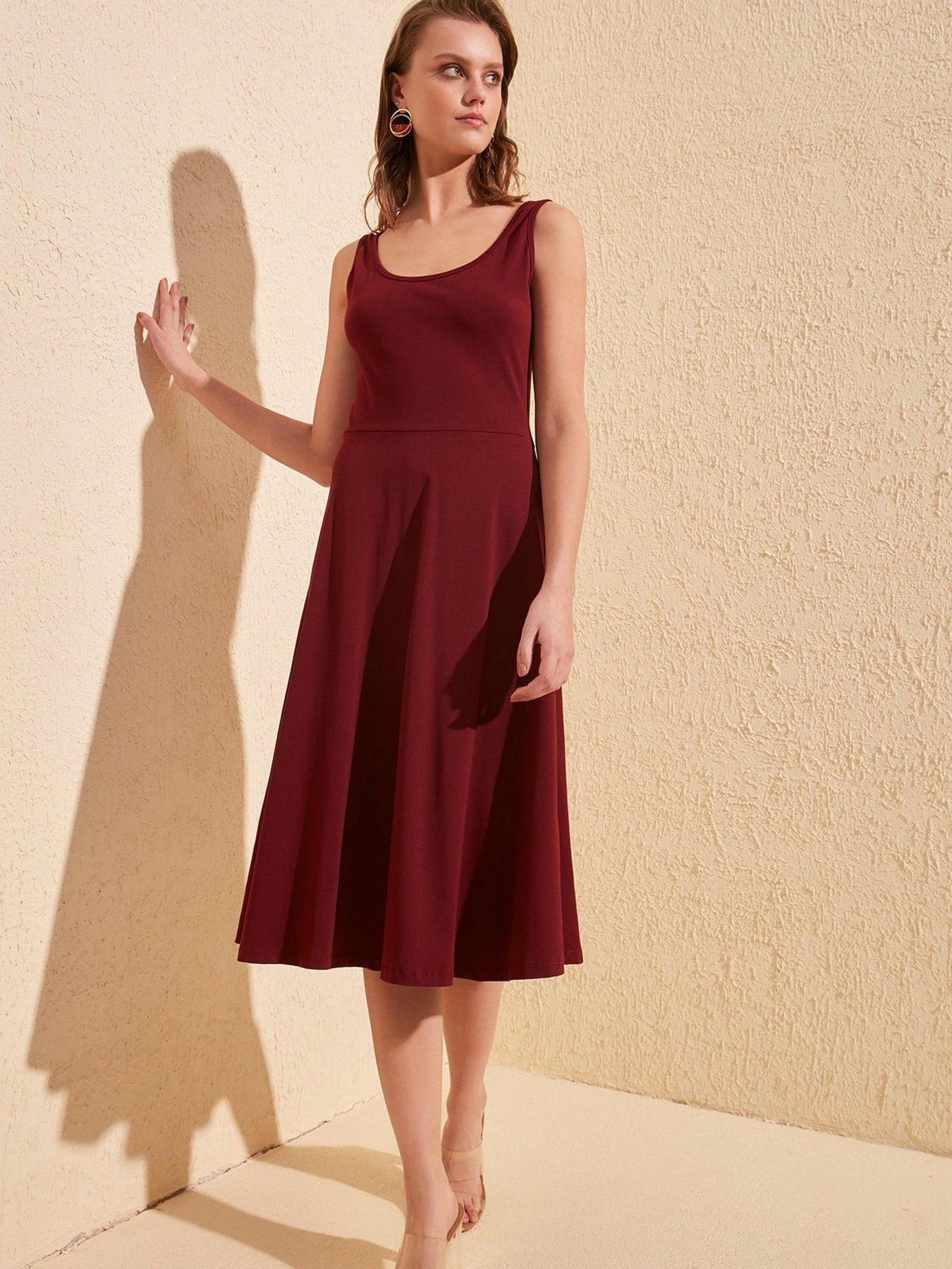 Платье миди Trendyol модель TWOSS19VG0202/Bordo Фото