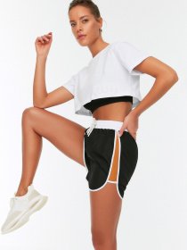 Шорти Trendyol модель TWOSS22SR00103/Siyah Фото