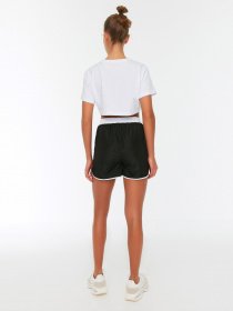 Шорти Trendyol модель TWOSS22SR00103/Siyah Фото
