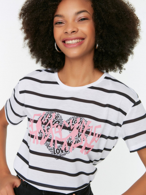 Футболка Trendyol модель TWOSS22TS0665/Siyah Фото