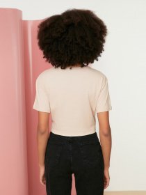 Футболка Trendyol модель TWOSS22TS1020/Bej Фото