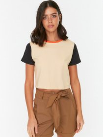 Футболка Trendyol модель TWOSS22TS1101/Bej Фото