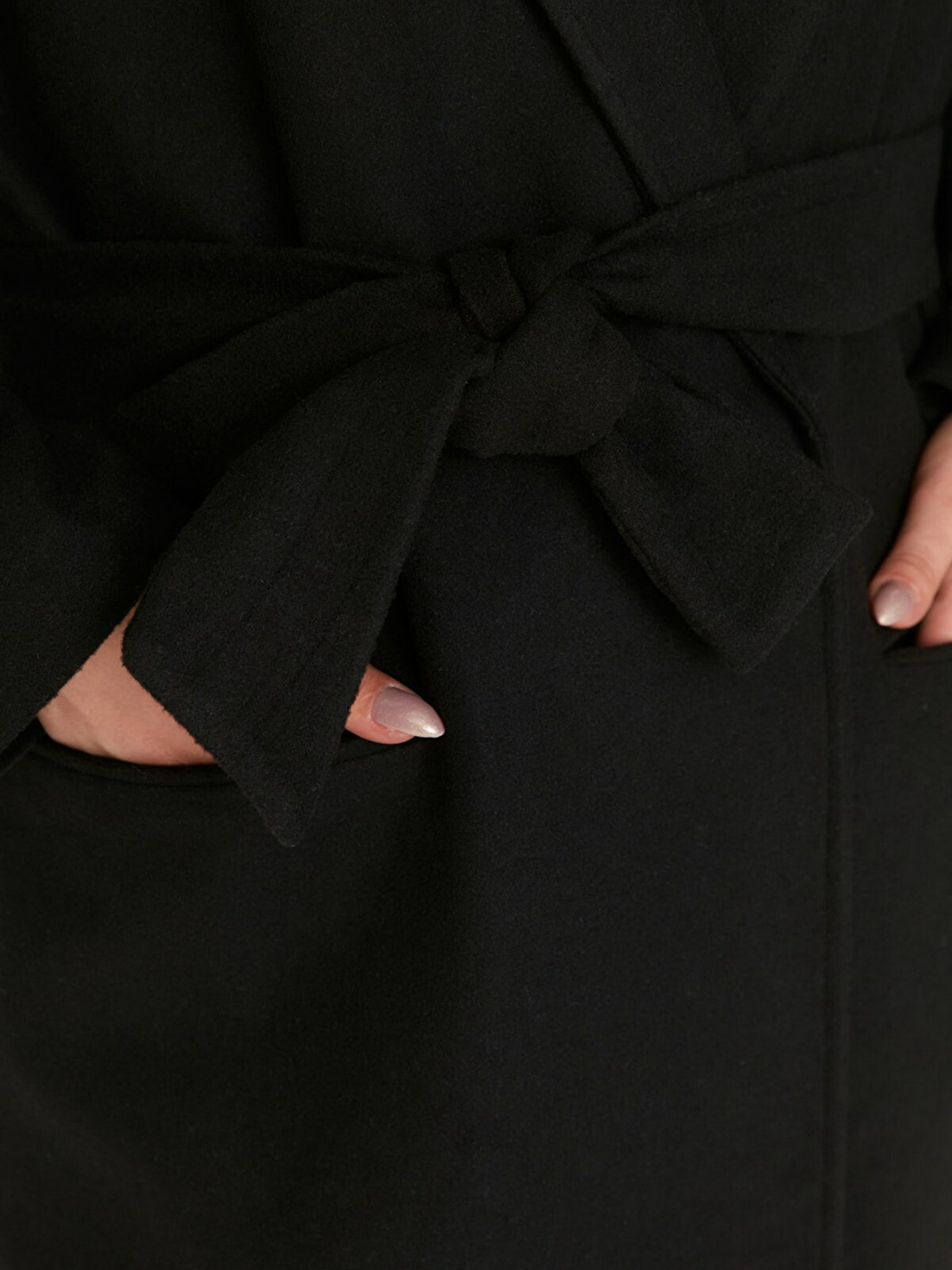 Пальто Trendyol модель TBBAW23KB00004/Siyah Фото