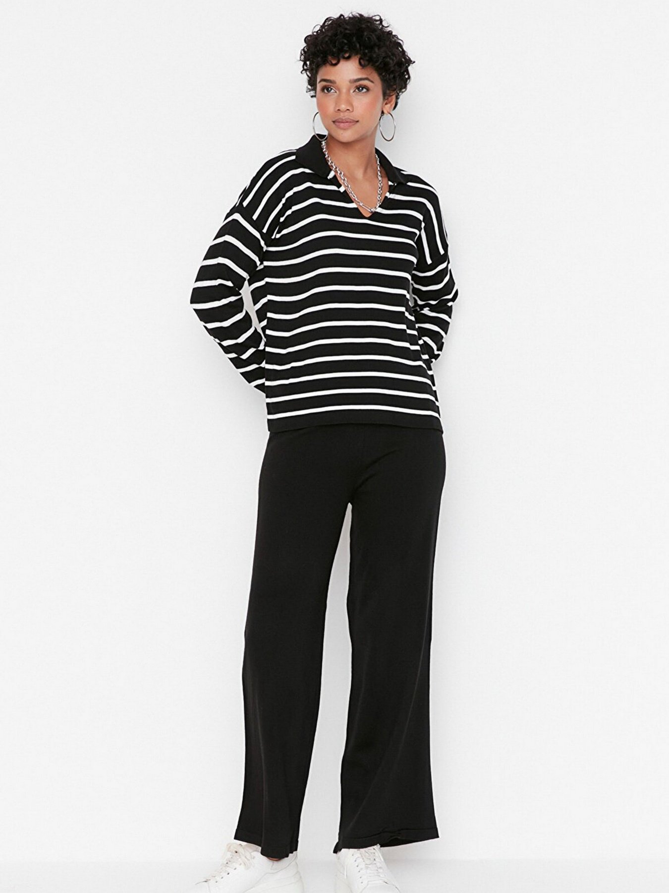 Костюм Trendyol модель TWOAW23AU00166/Siyah Фото