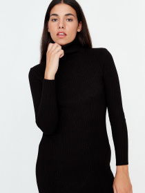 Платье миди Trendyol модель TWOAW23EL00662/Siyah Фото