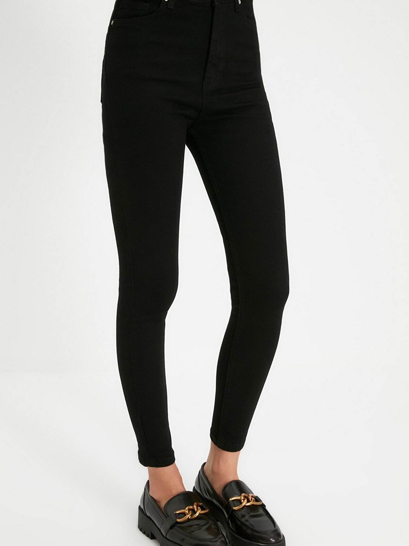 Скинни джинсы Trendyol модель TWOAW22JE1510/Siyah Фото