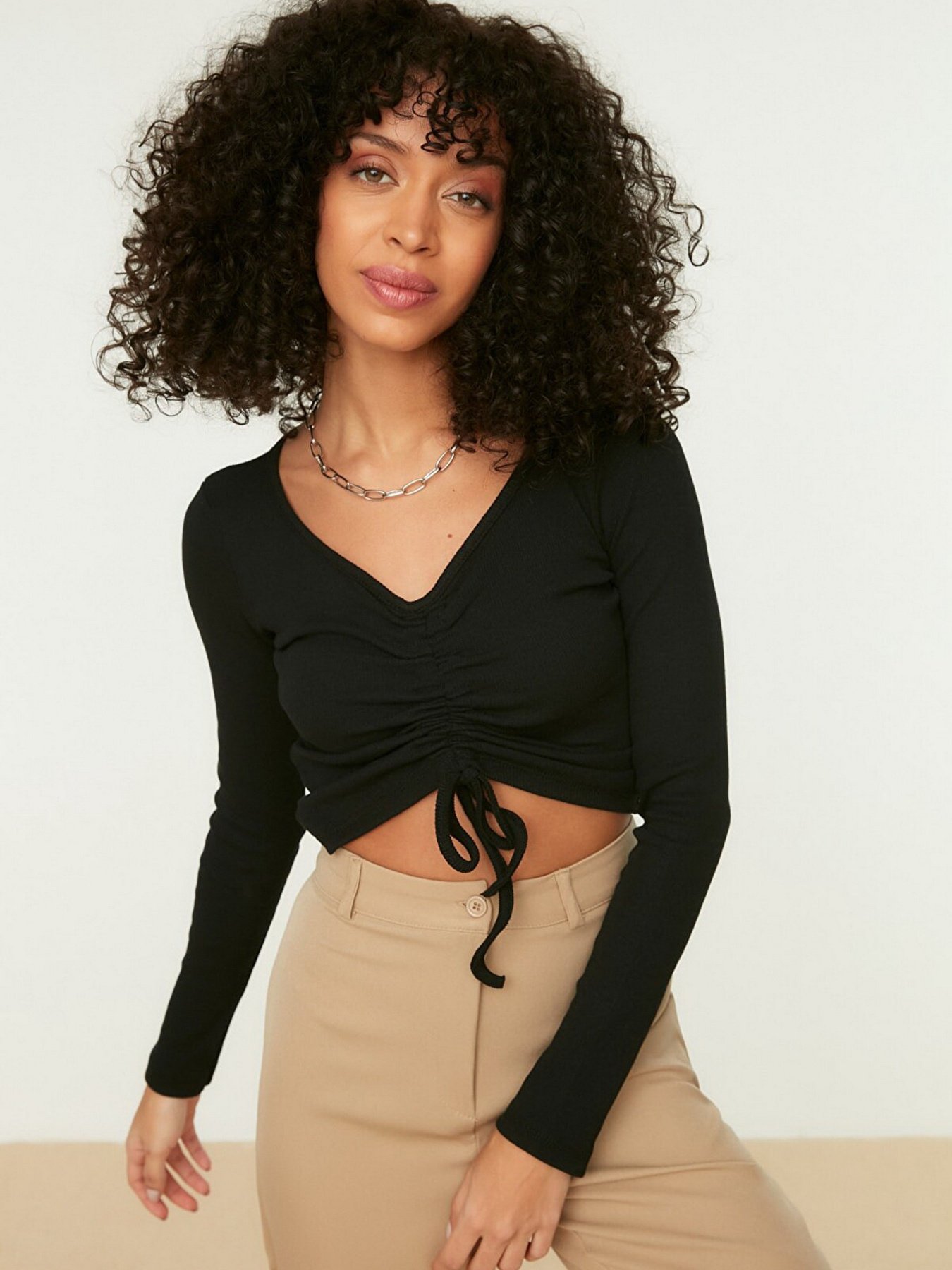 Топ Trendyol модель TWOAW22BZ0138/Siyah-Kahverengi Фото