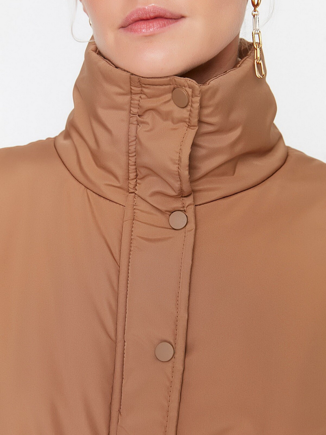 Пуховик Trendyol модель TWOAW23MO00316/Kahverengi Фото