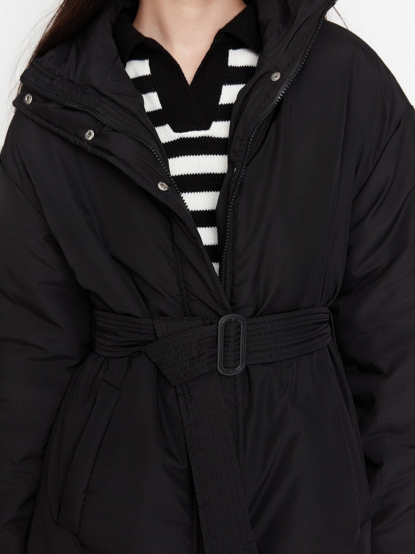 Пуховик Trendyol модель TWOAW23MO00316/Siyah Фото