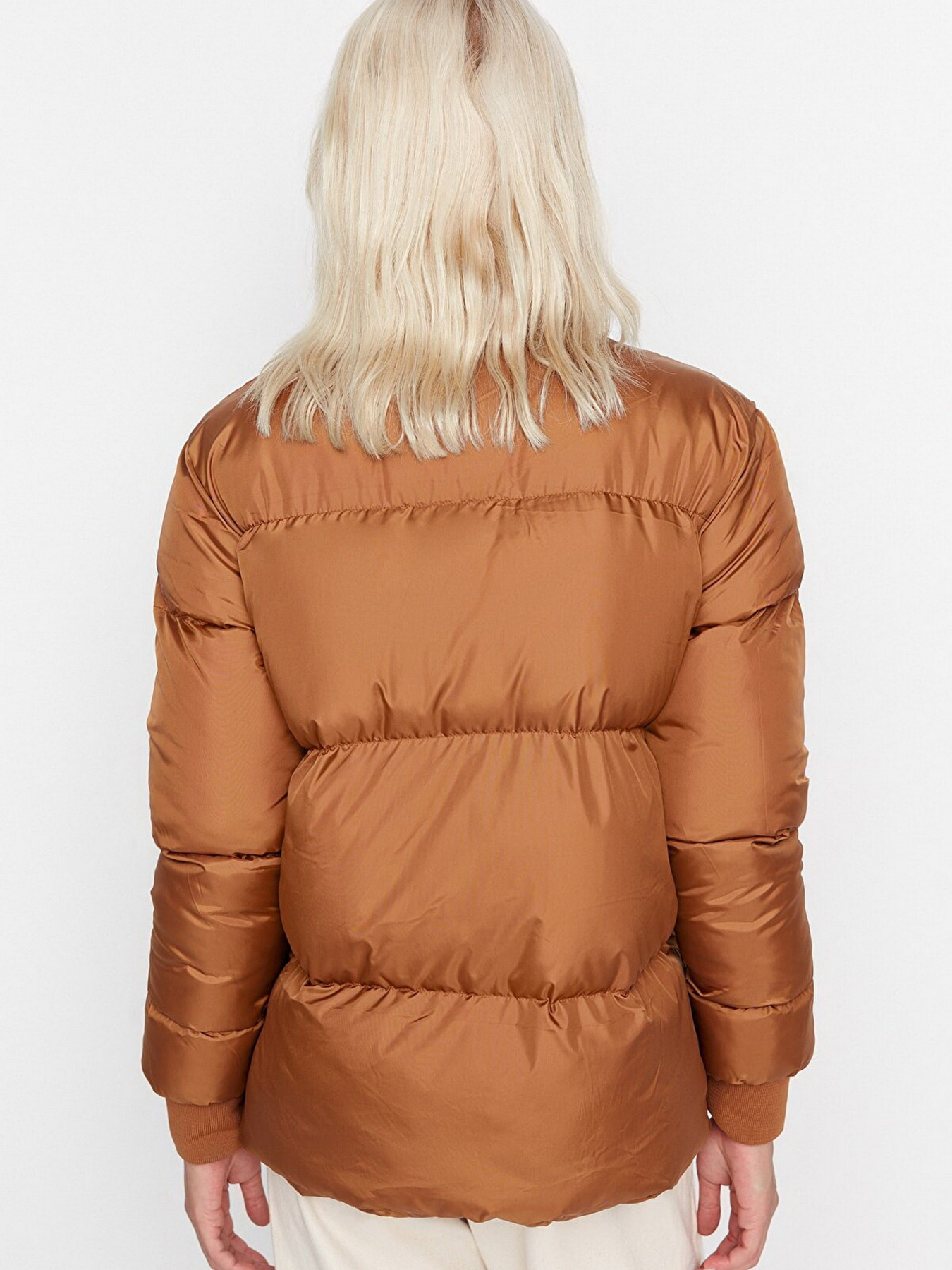 Демісезонна куртка Trendyol модель TWOAW23MO00248/Kahverengi Фото