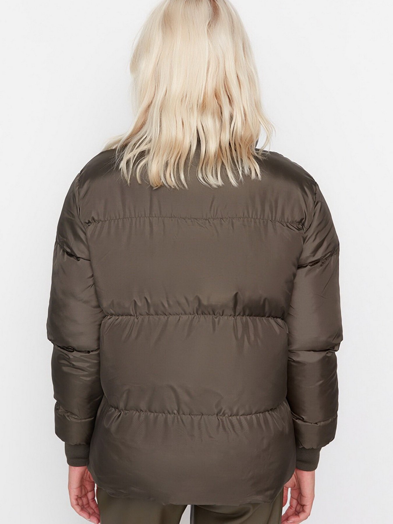 Демісезонна куртка Trendyol модель TWOAW23MO00248/Acik Haki Фото