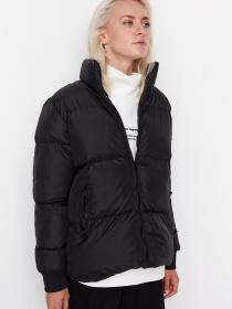 Демісезонна куртка Trendyol модель TWOAW23MO00248/Siyah Фото