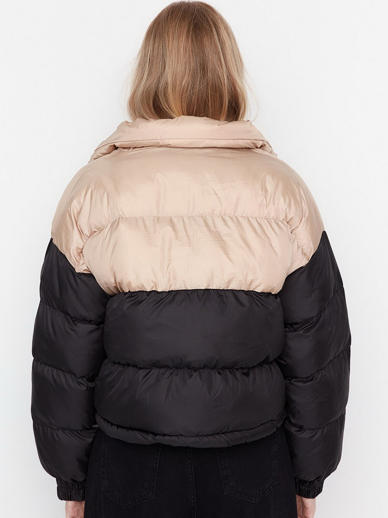 Демісезонна куртка Trendyol модель TWOAW23MO00245/Cok Renkli Фото