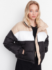 Демісезонна куртка Trendyol модель TWOAW23MO00245/Cok Renkli Фото