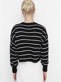 Джемпер Trendyol модель TWOAW23KZ01505/Siyah Фото