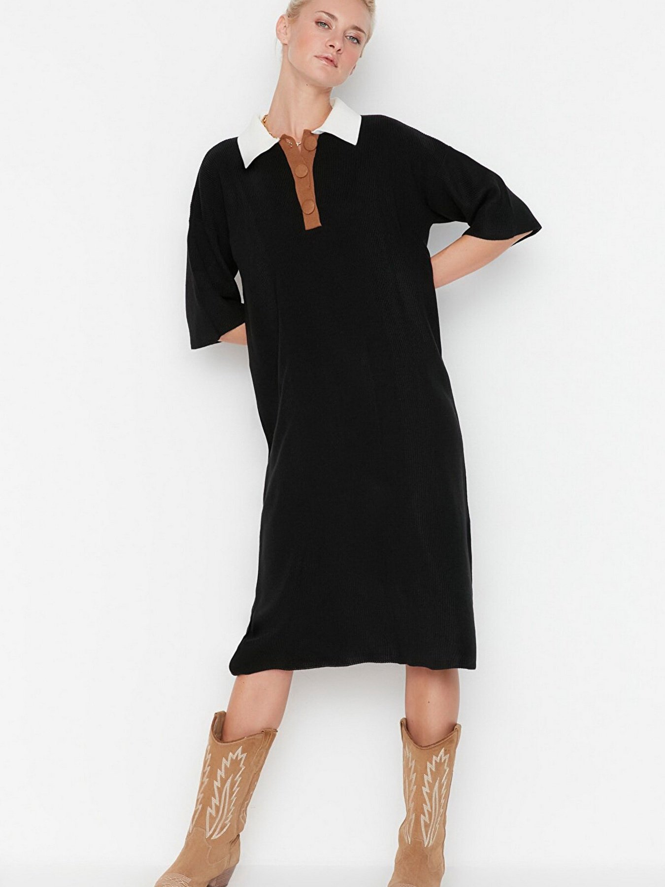 Платье миди Trendyol модель TWOAW23KZ00932/Siyah Фото