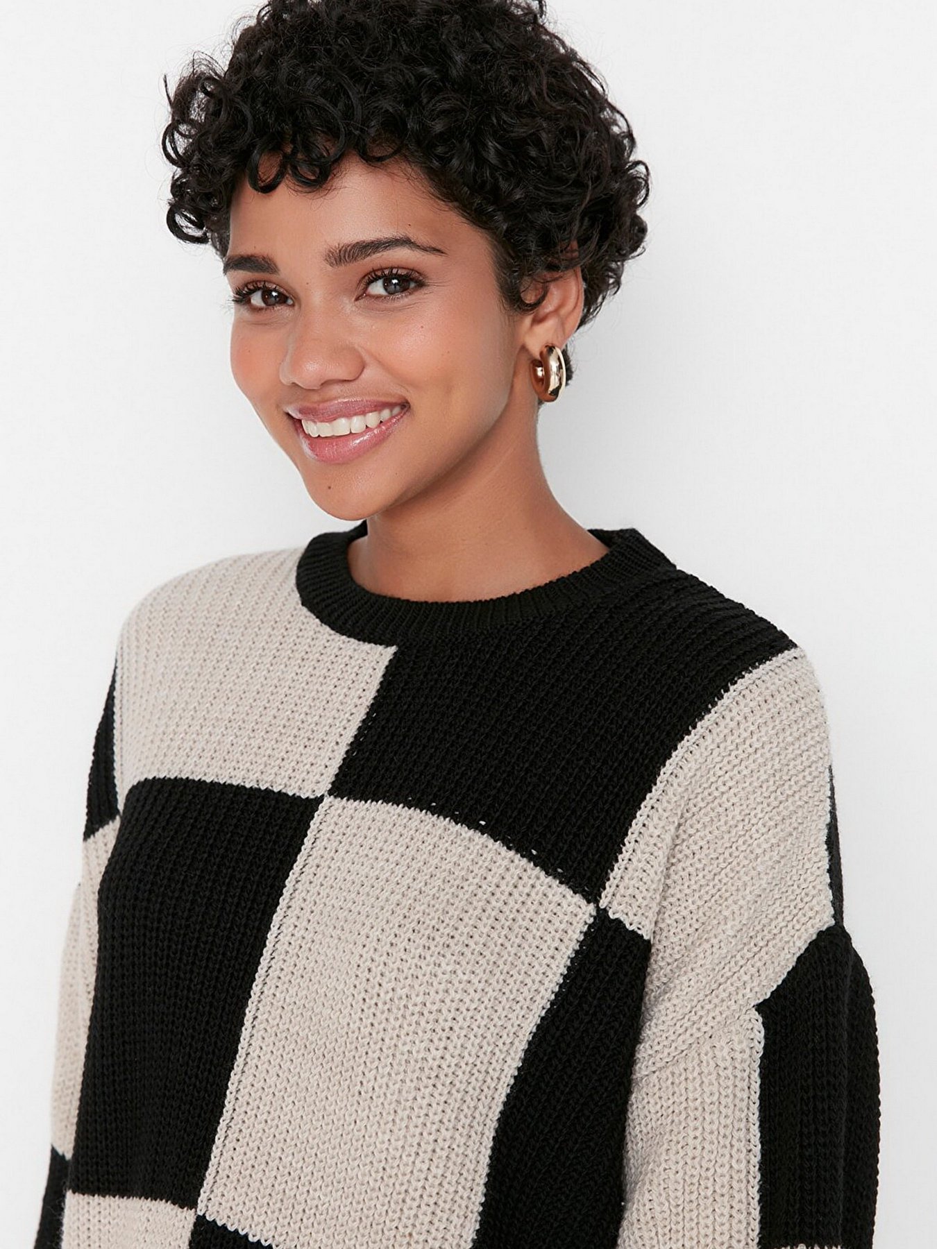 Джемпер Trendyol модель TCTAW23KZ00004/Siyah Фото