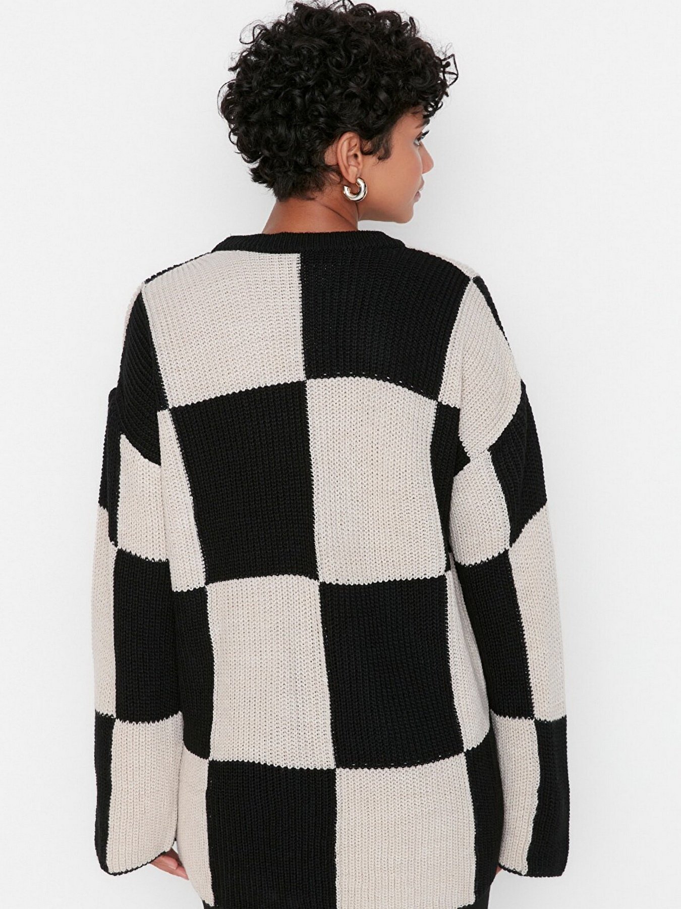 Джемпер Trendyol модель TCTAW23KZ00004/Siyah Фото