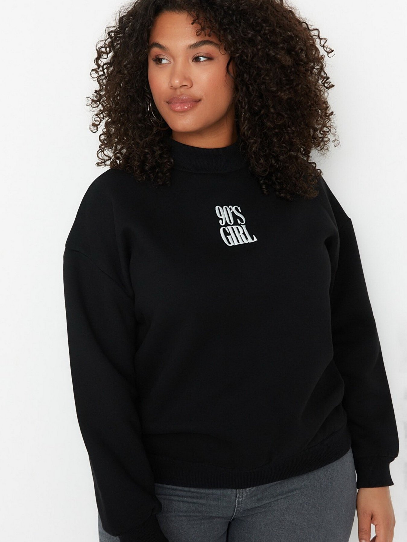 Свитшот Trendyol модель TBBAW23AO00004/Siyah Фото