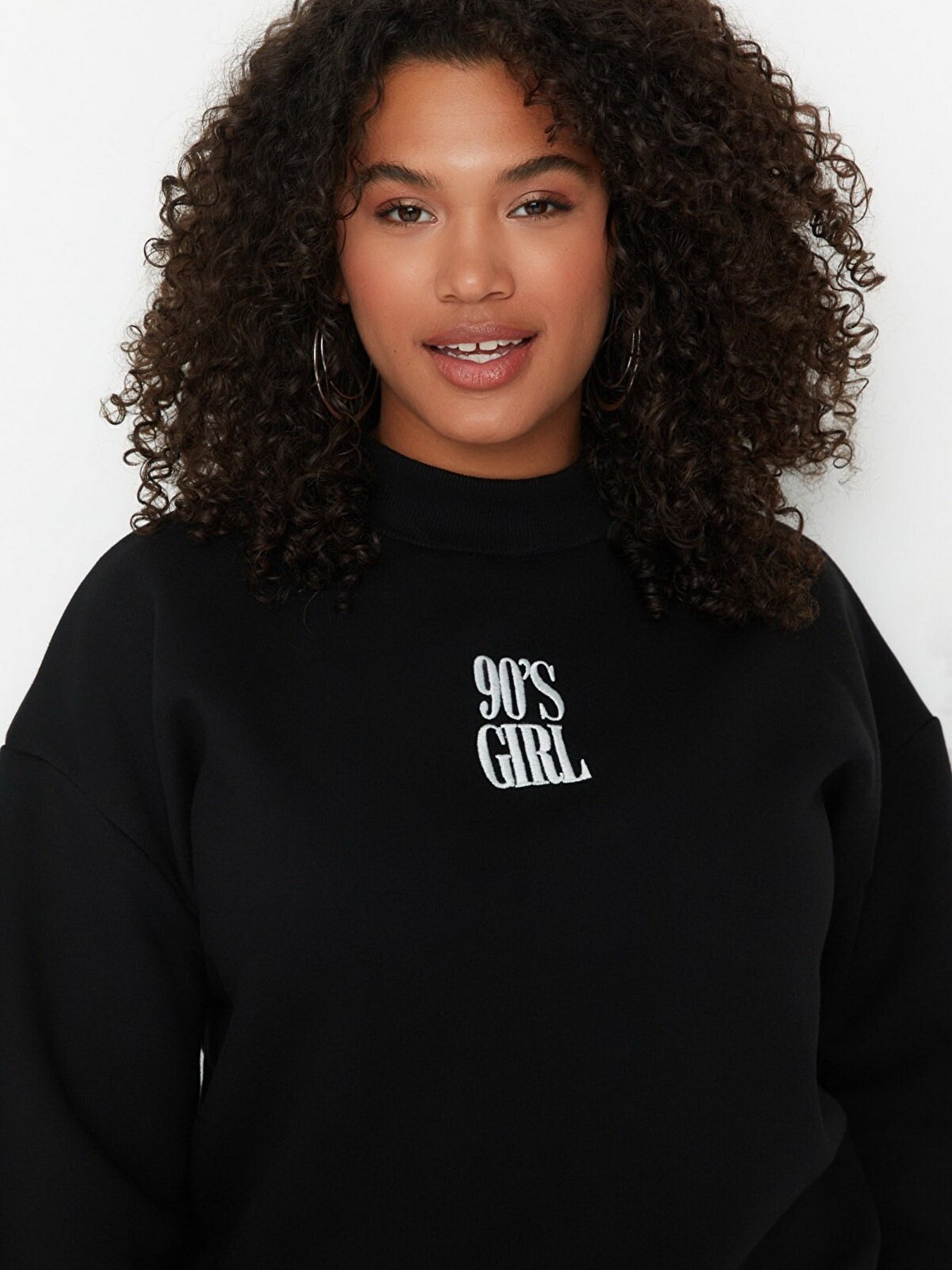 Свитшот Trendyol модель TBBAW23AO00004/Siyah Фото