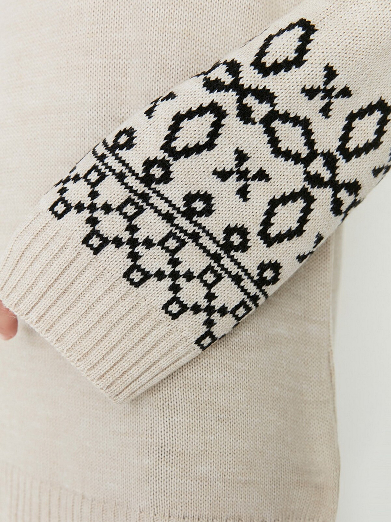 Джемпер Trendyol модель TCTAW23KZ00044/Tas Фото