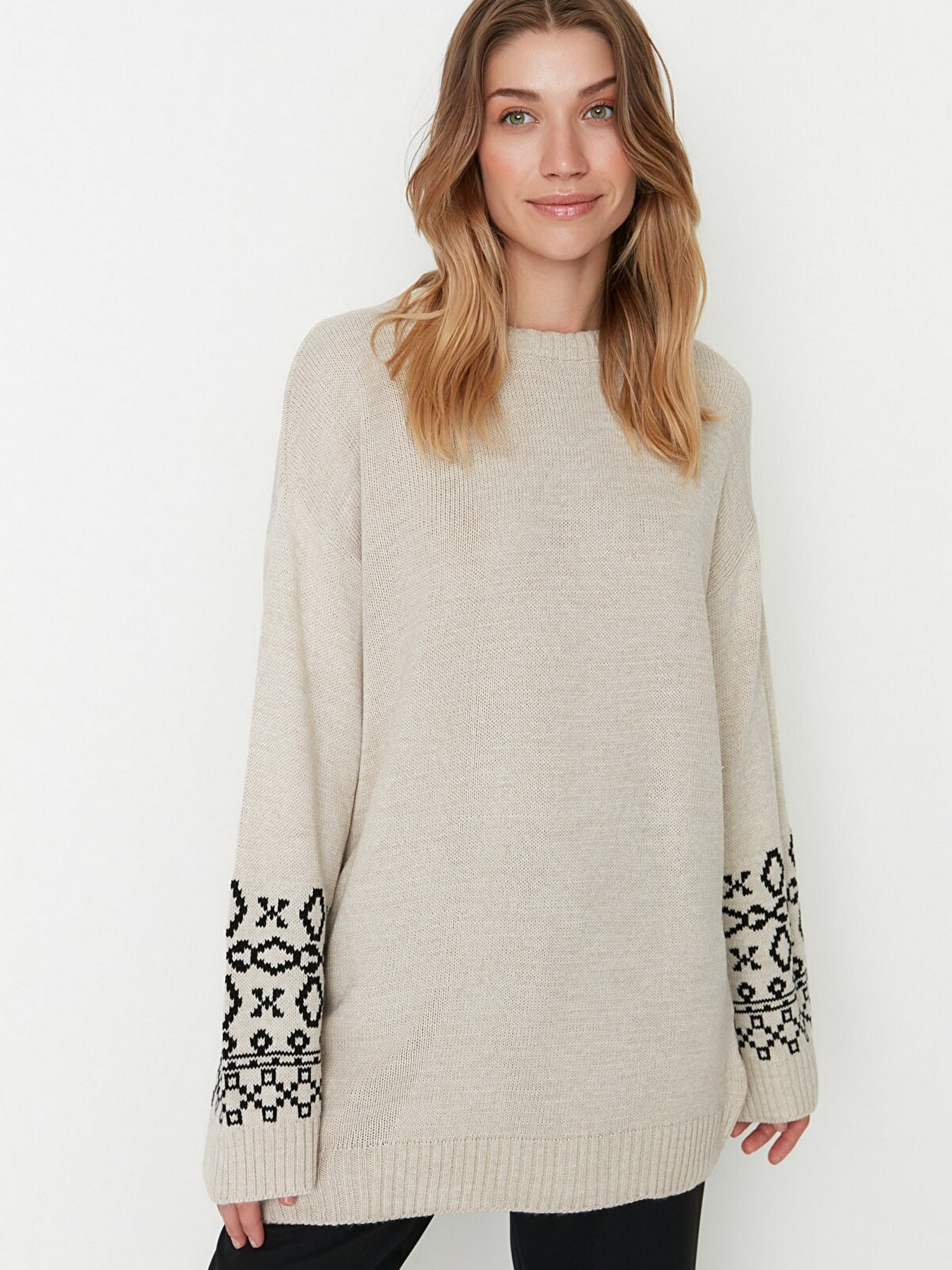 Джемпер Trendyol модель TCTAW23KZ00044/Tas Фото