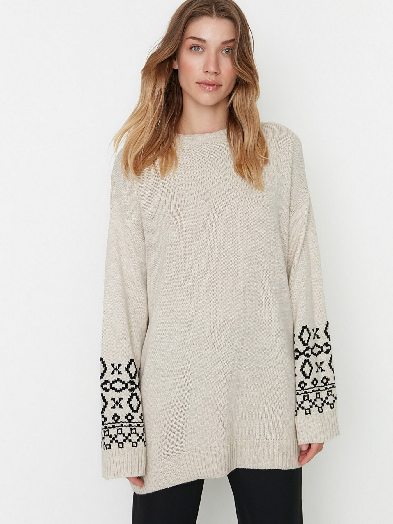 Джемпер Trendyol модель TCTAW23KZ00044/Tas Фото